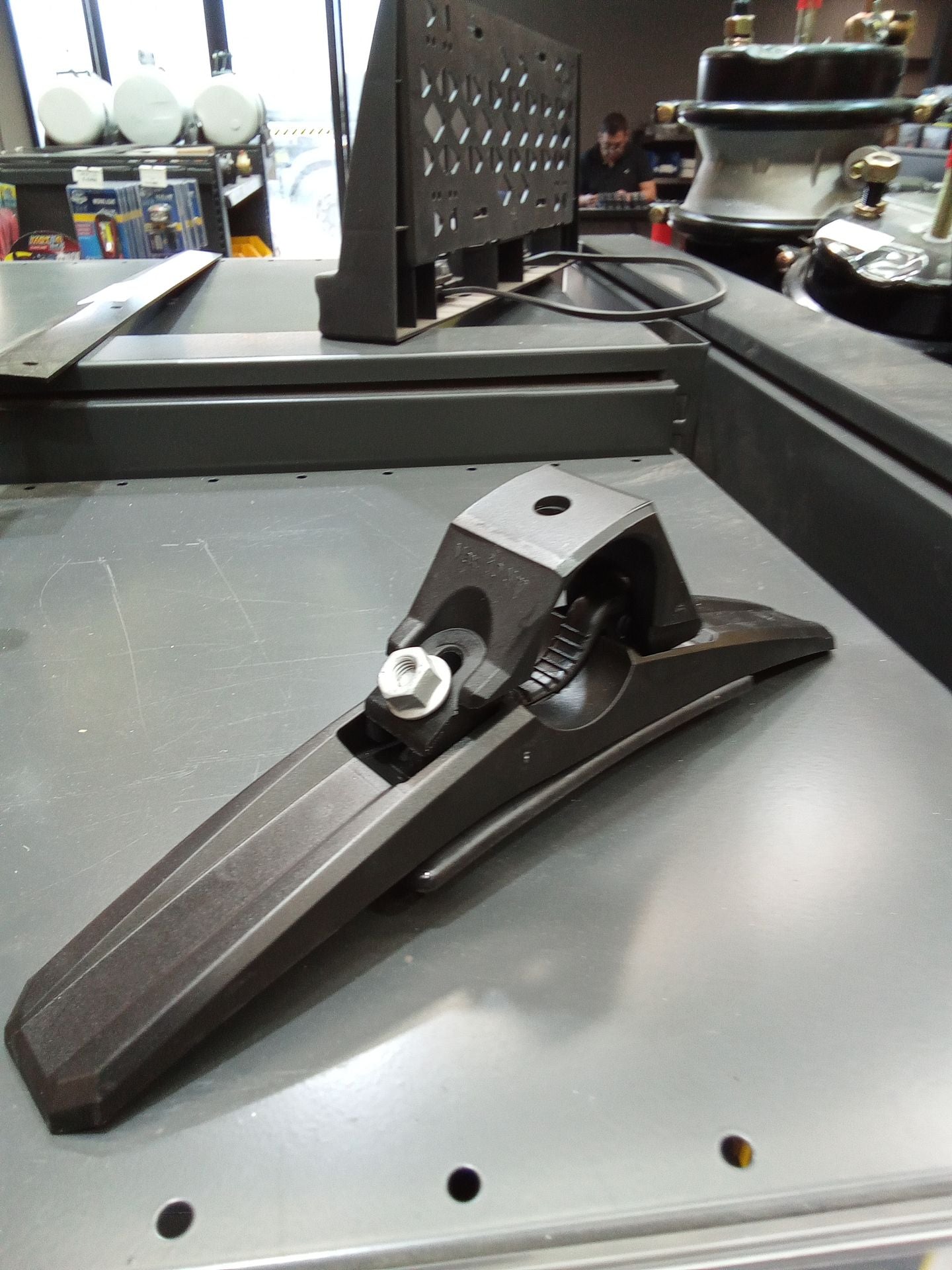 FIJACION TAPABARRO 5039650 PLOK 42MM - Repuestos SEGURIDAD Y ACCESORIOS
